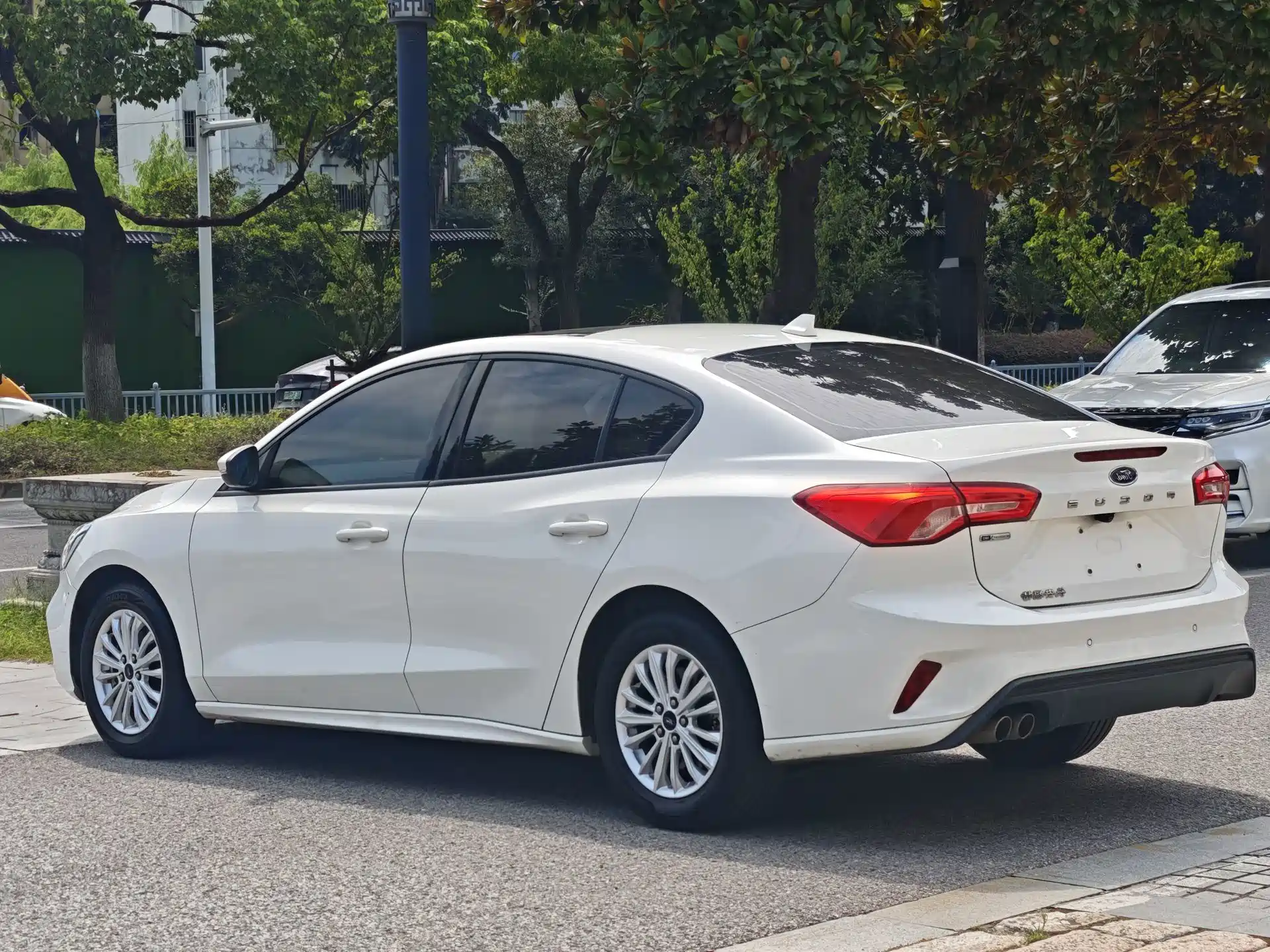 Фото 6 - Ford Focus
