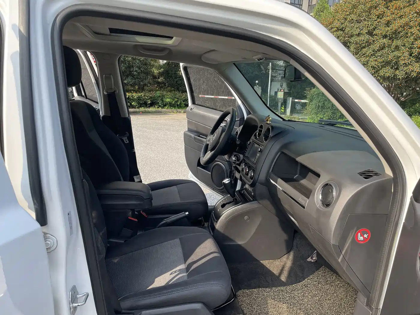 Jeep Patriot 2014 2014 2.4L Luxury Navigation