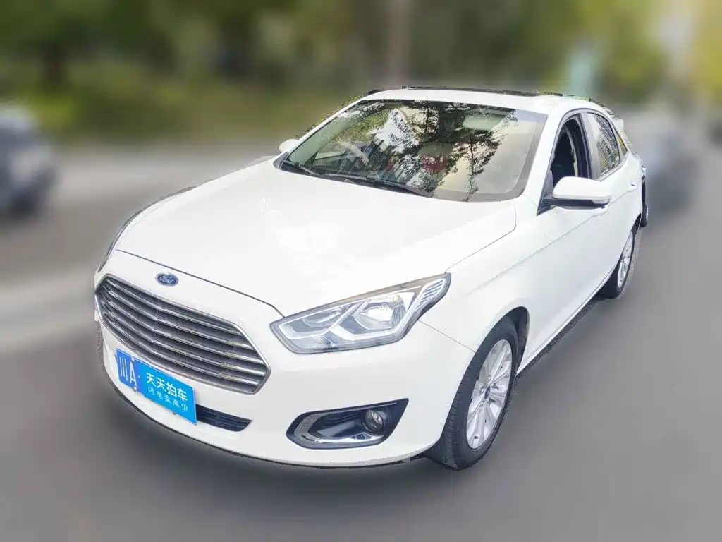 Ford Escort 2015 — пригон из Китая