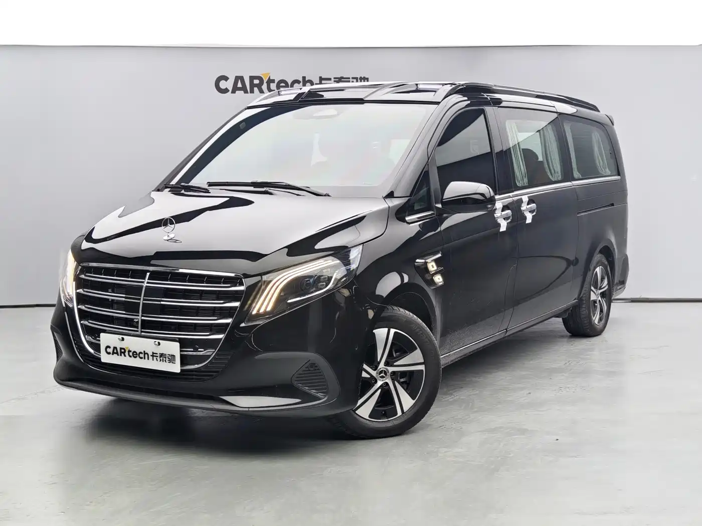 Mercedes-Benz Vito 2024 2.0T Business 7-Seater