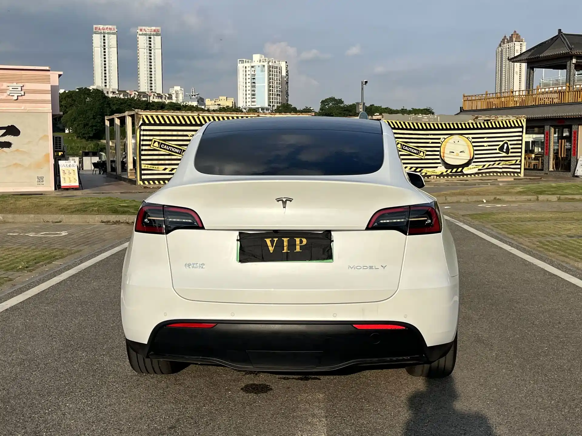 Фото 4 - Tesla Model Y
