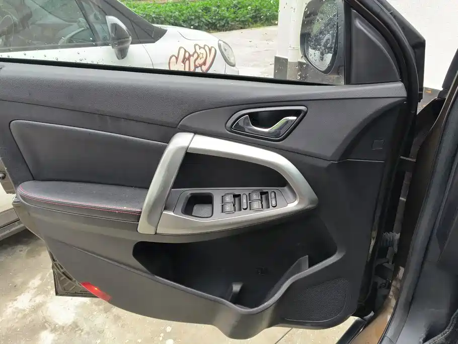 Chery Tiggo 5 2015 2014 2.0L CVT Family Comfort Edition