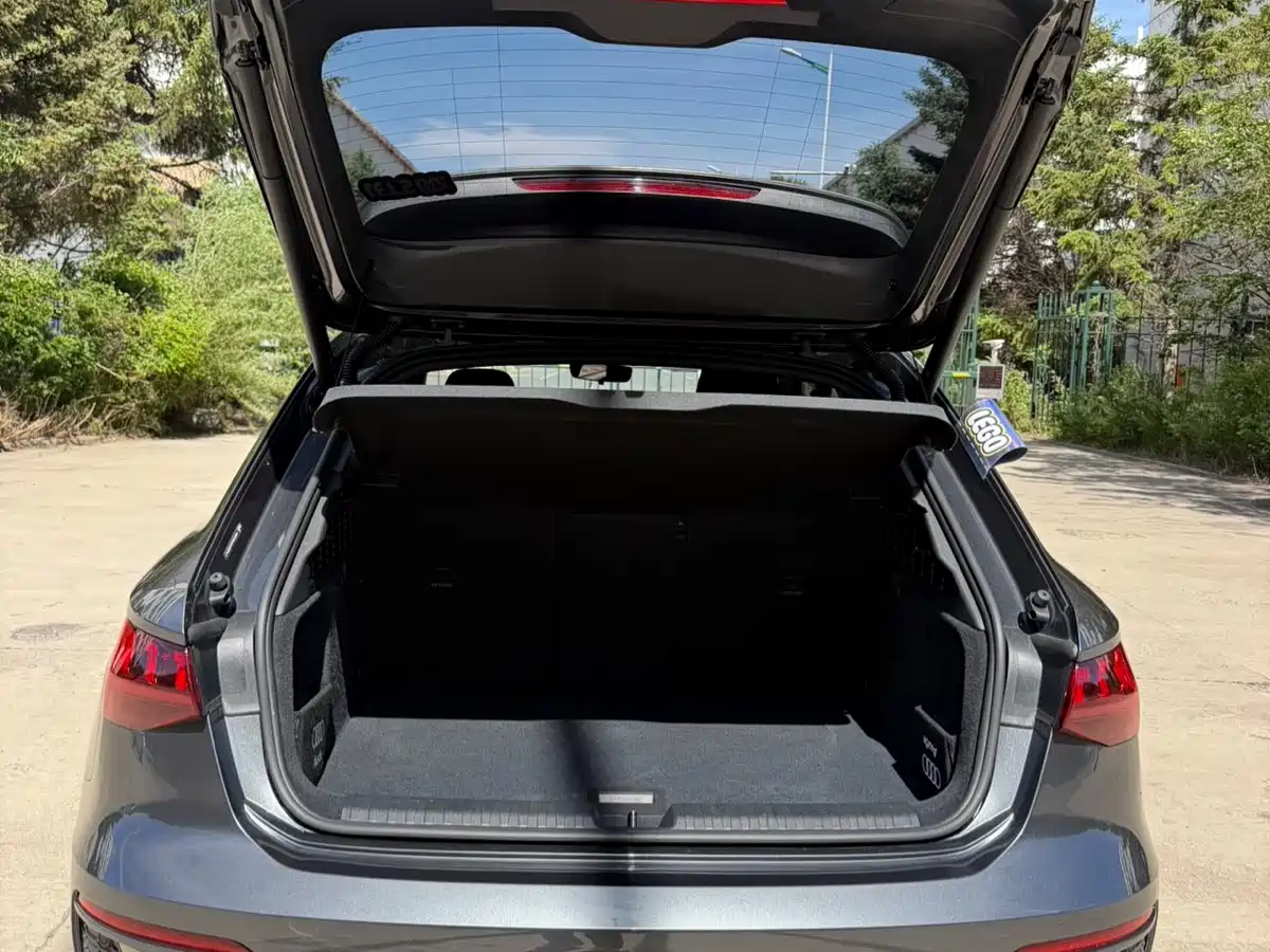 Audi A3 2023 Sportback 35 TFSI Fashion Elegance фото 16