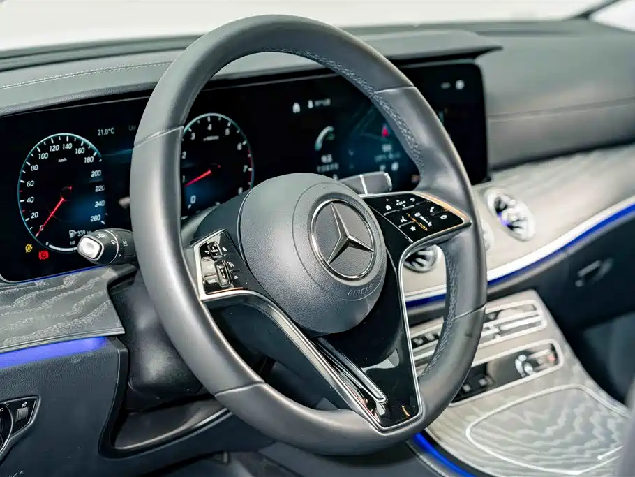 MERCEDES-BENZ CLS