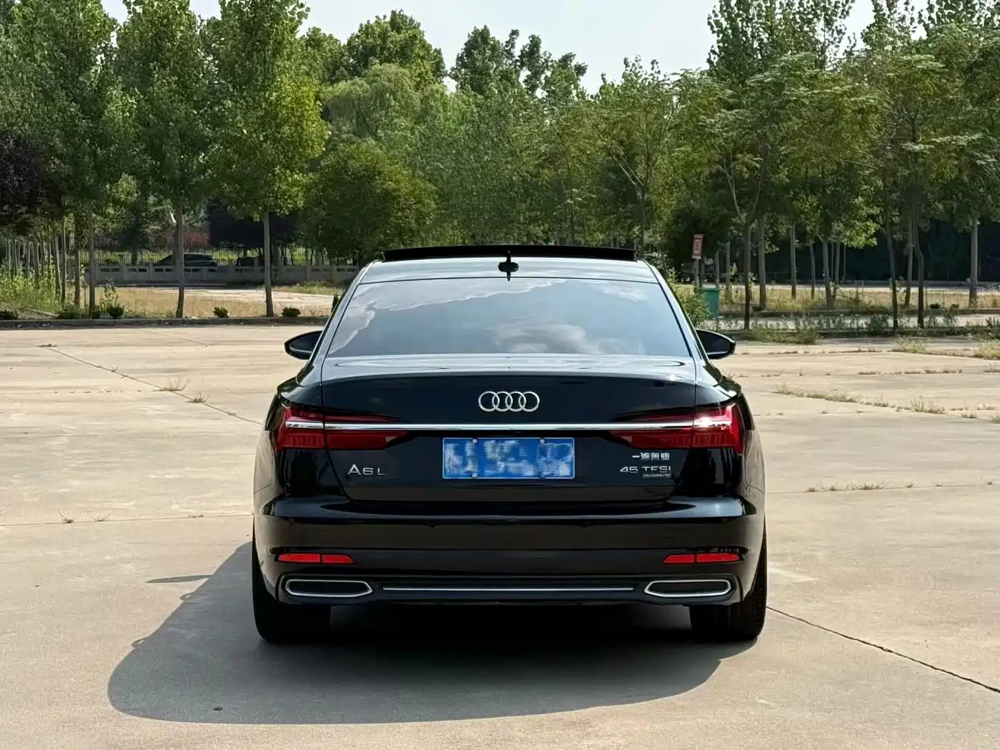 Photo 5 - Audi A6L