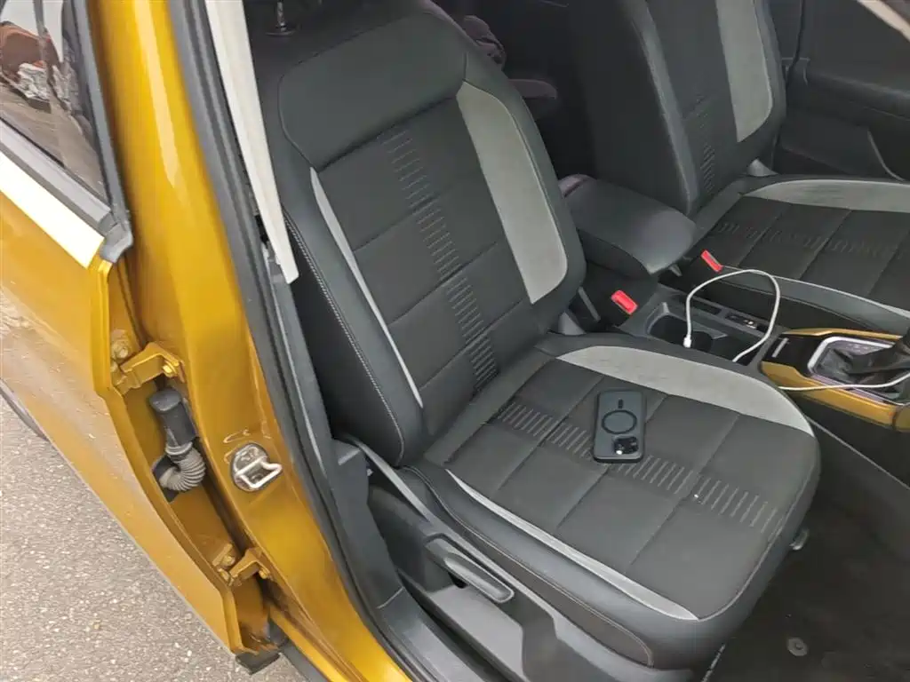 Volkswagen T-ROC 2018 280TSI DSG 2WD Progressive (China V) фото 25