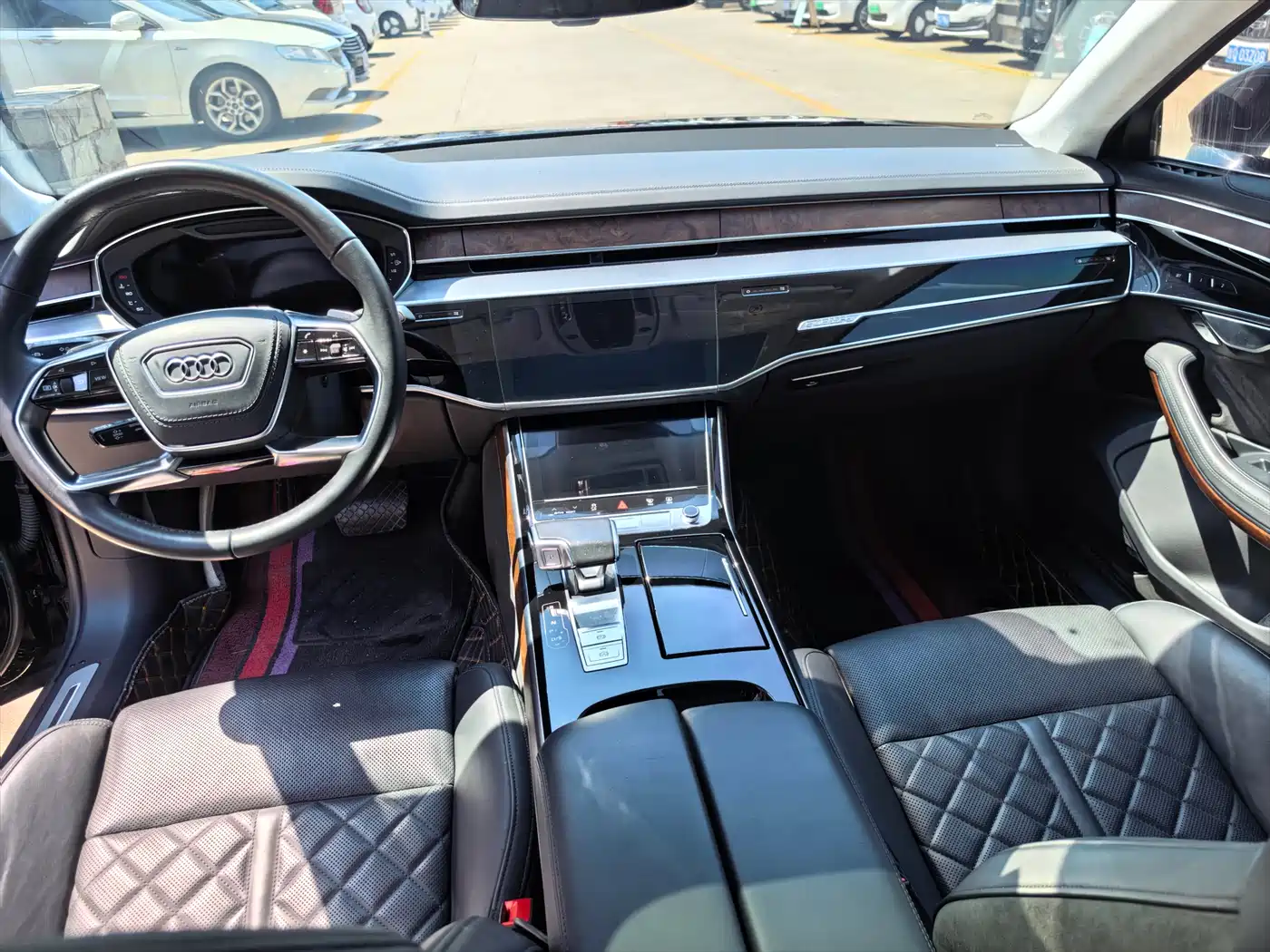 Audi A8 2022 A8L 55 TFSI quattro Luxury Collector's Edition фото 7