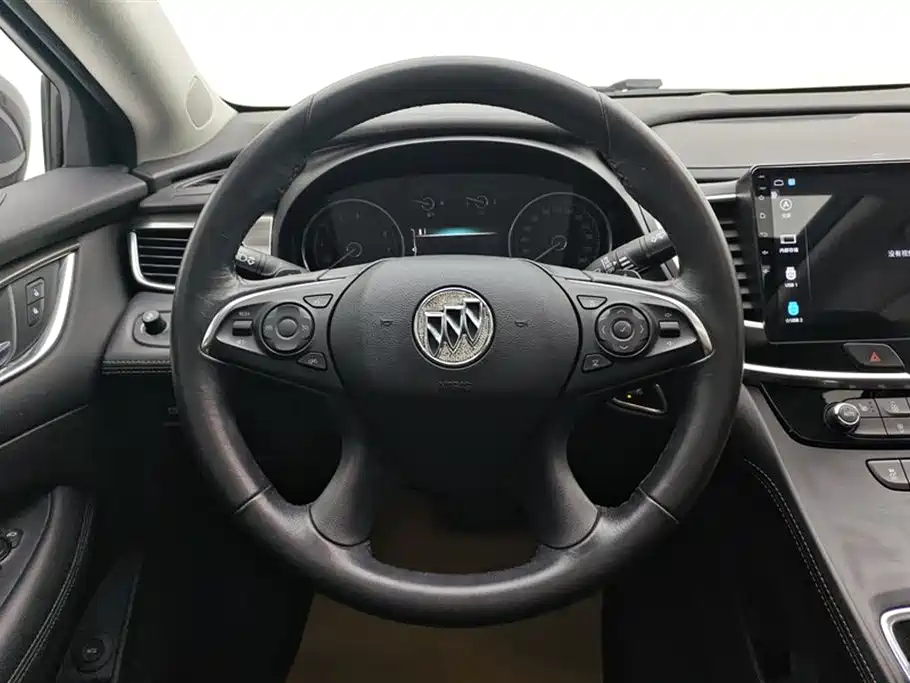 Buick LaCrosse 2016 Facelift 28T Elite фото 15