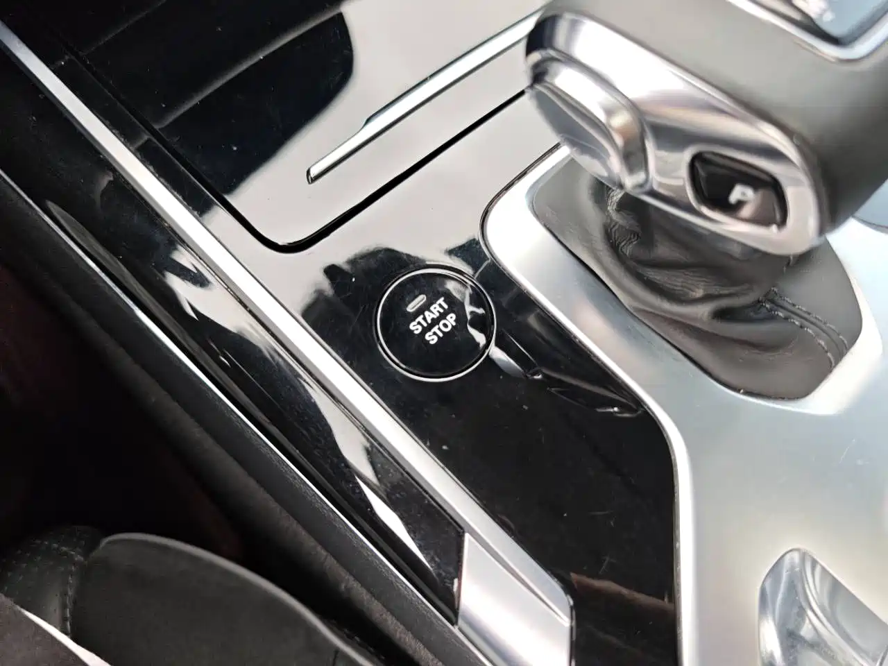 Hongqi HS5 2019 2.0T Smart Connect Enjoy Edition фото 25