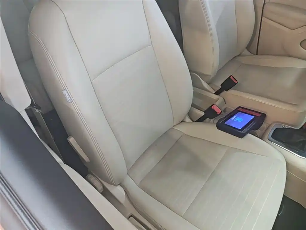 Volkswagen Tiguan 2015 1.8TSI Automatic 2WD Trendline фото 25