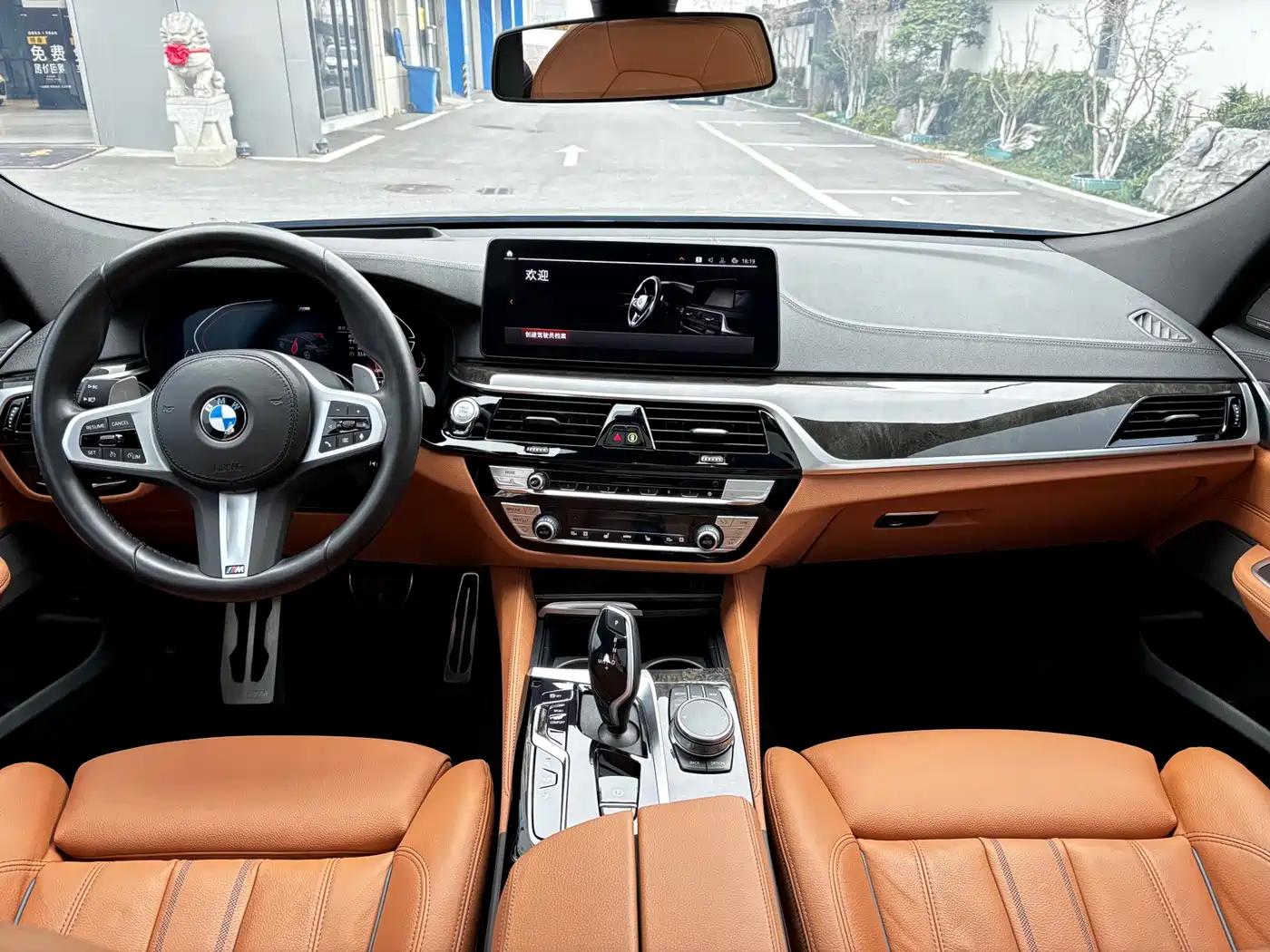 BMW 6 Series GT 2022 Model 630i M Sport Package фото 9
