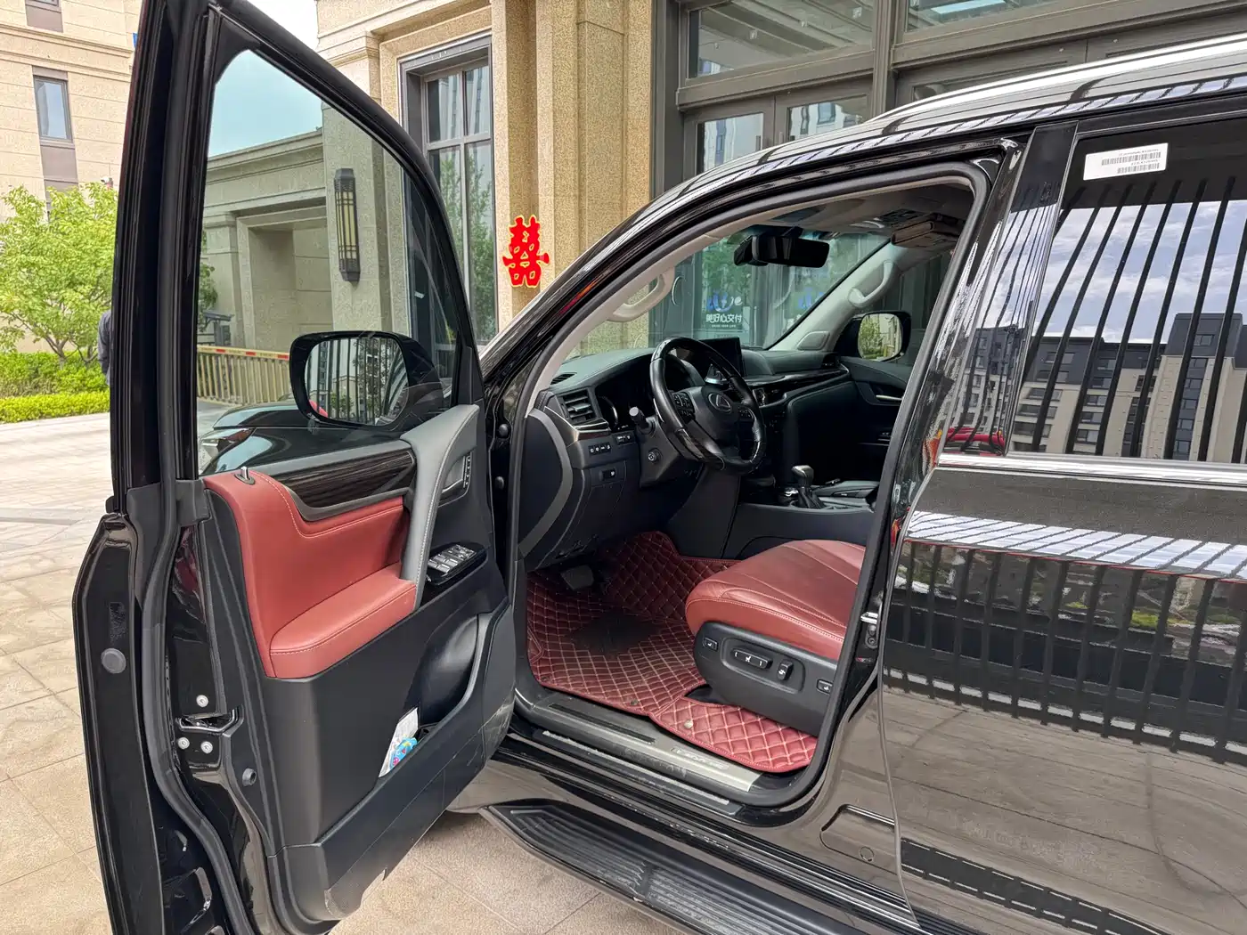 Lexus LX 2019 570 Dynamic Luxury Edition фото 13