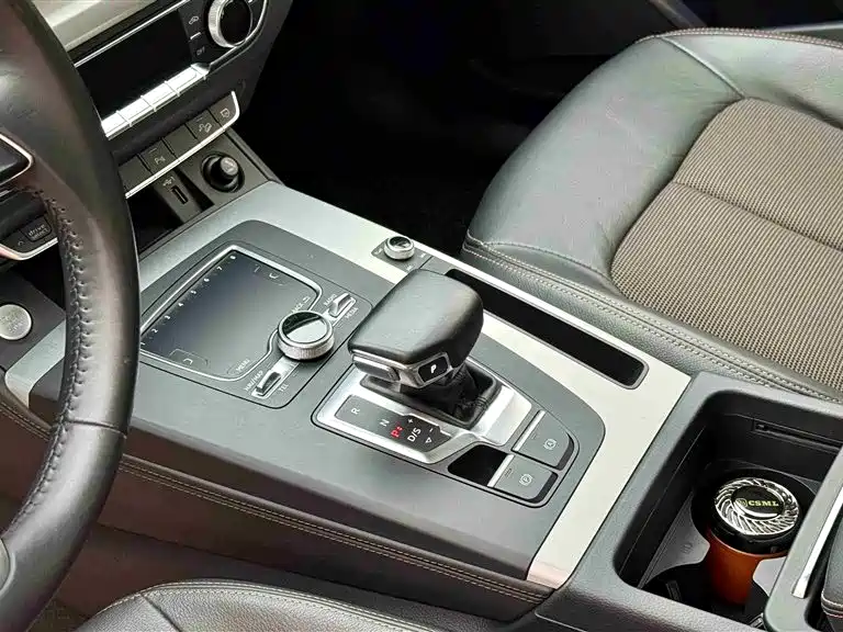 Audi Q5L 2018 40 TFSI Prestige Fashion (China V) фото 10