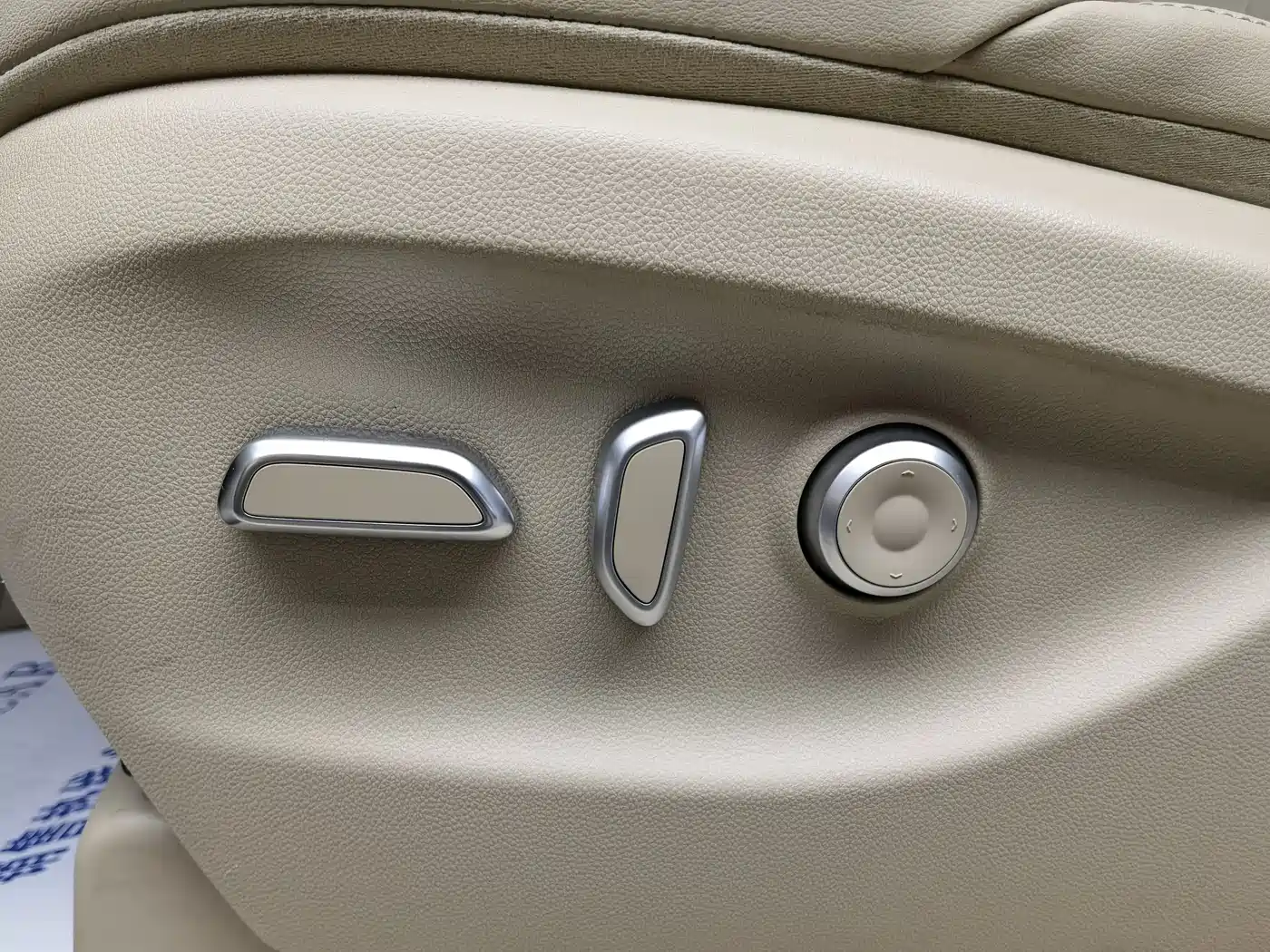 Buick GL8 2023 ES Landmaster Exclusive фото 17