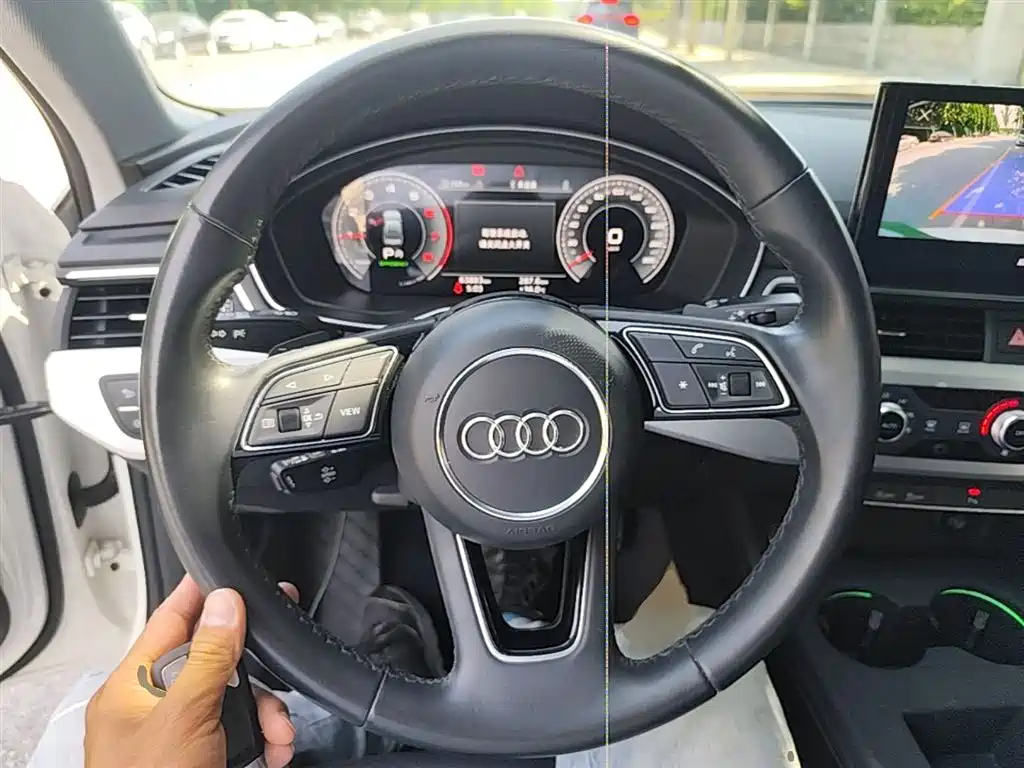 Audi A4L 2022 40 TFSI Fashion Dynamic фото 11