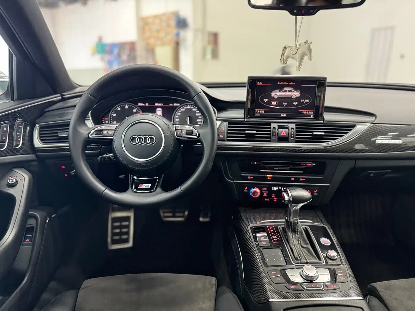Audi S6 2013 S6 4.0TFSI фото 12
