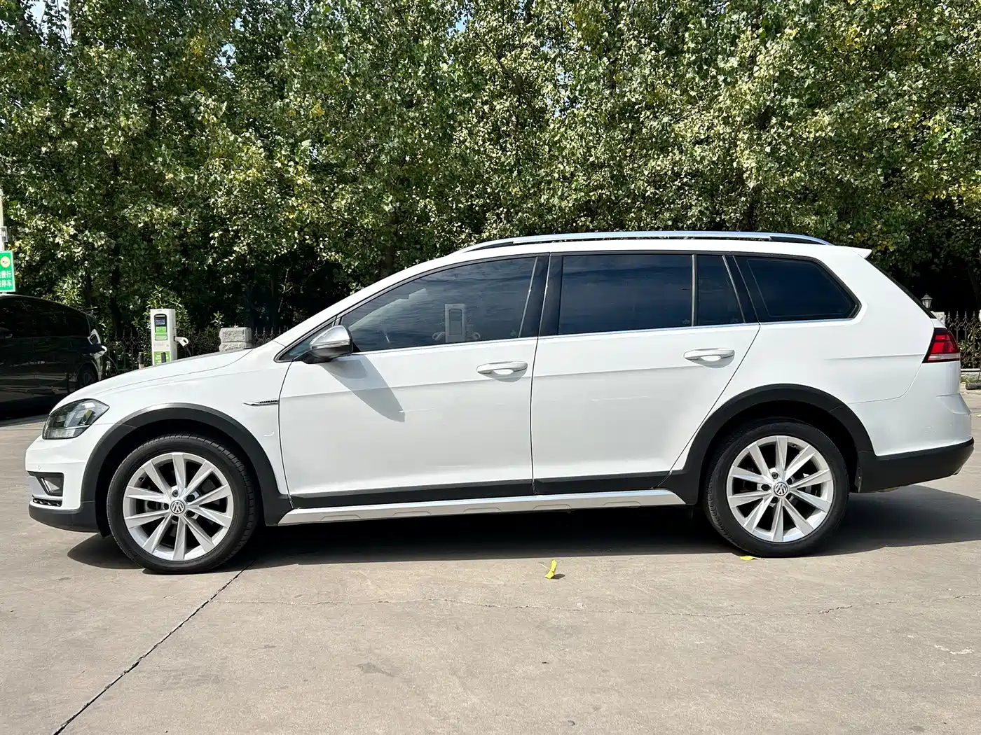 2019 Volkswagen Golf (Import)