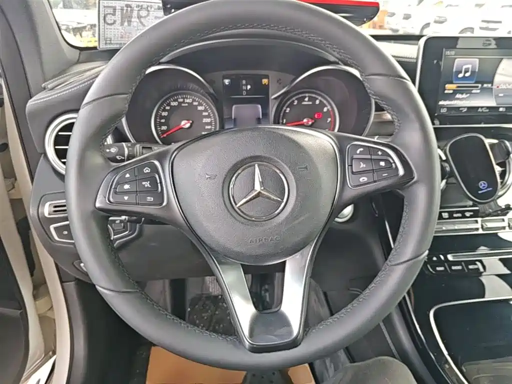 Mercedes-Benz GLC 2016 GLC 200 4MATIC фото 11