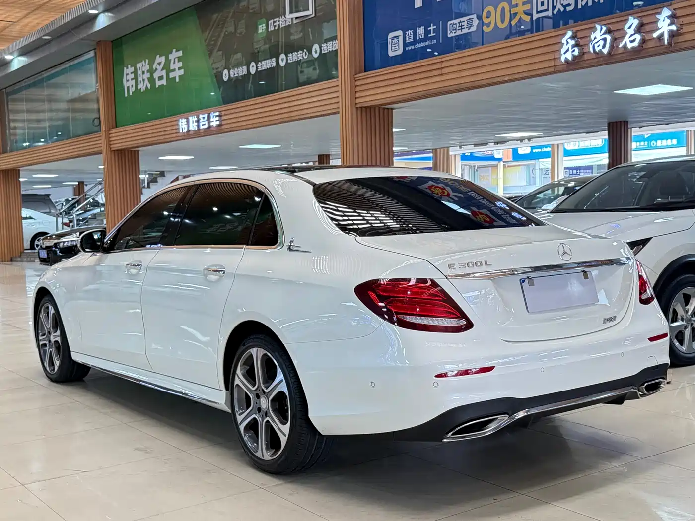Mercedes-Benz E-Class 2016 E 300 L Sport Luxury фото 27