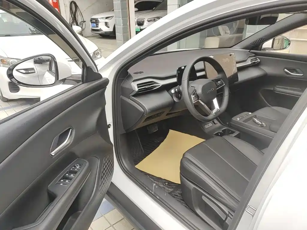 BYD e7 2025 2025 520 Smart Driving Edition