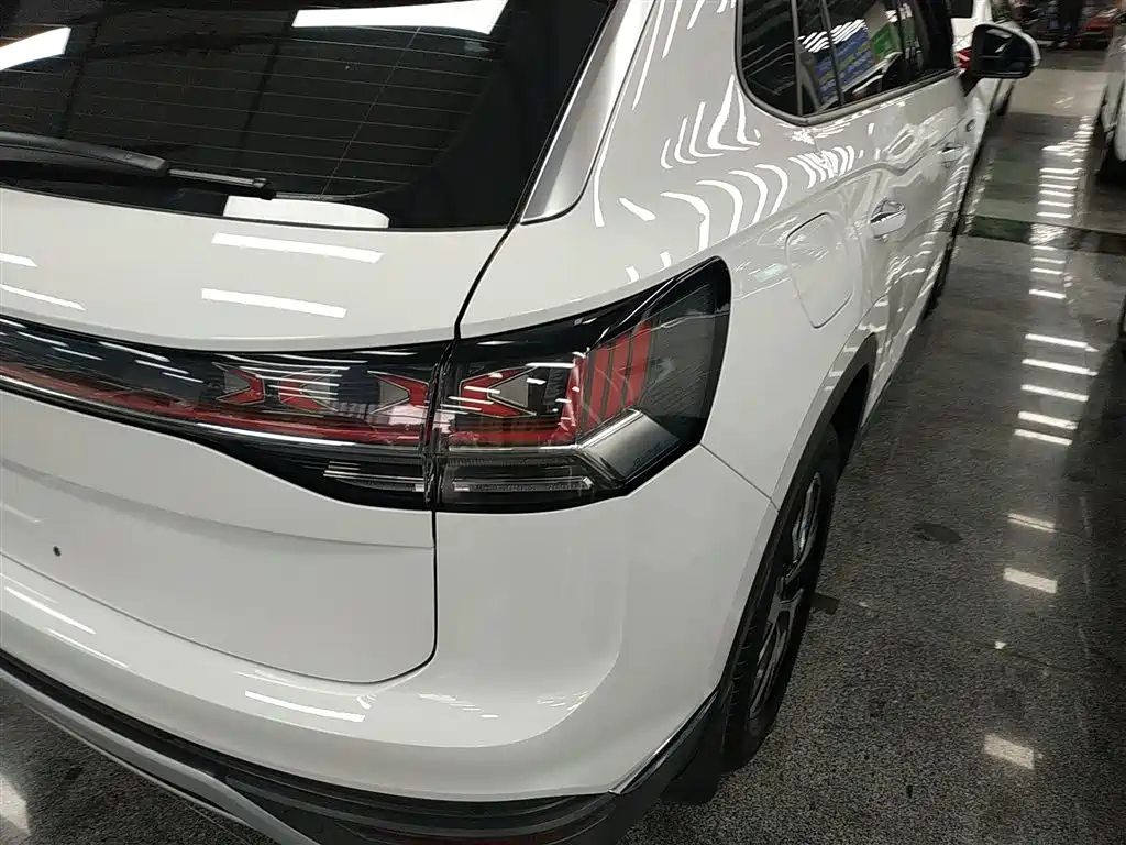 Volkswagen Tayron 2023 330TSI 2WD Luxury Plus Advanced Edition фото 8