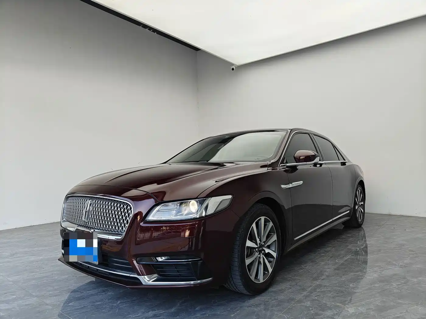 Lincoln Continental 2017 — пригон из Китая