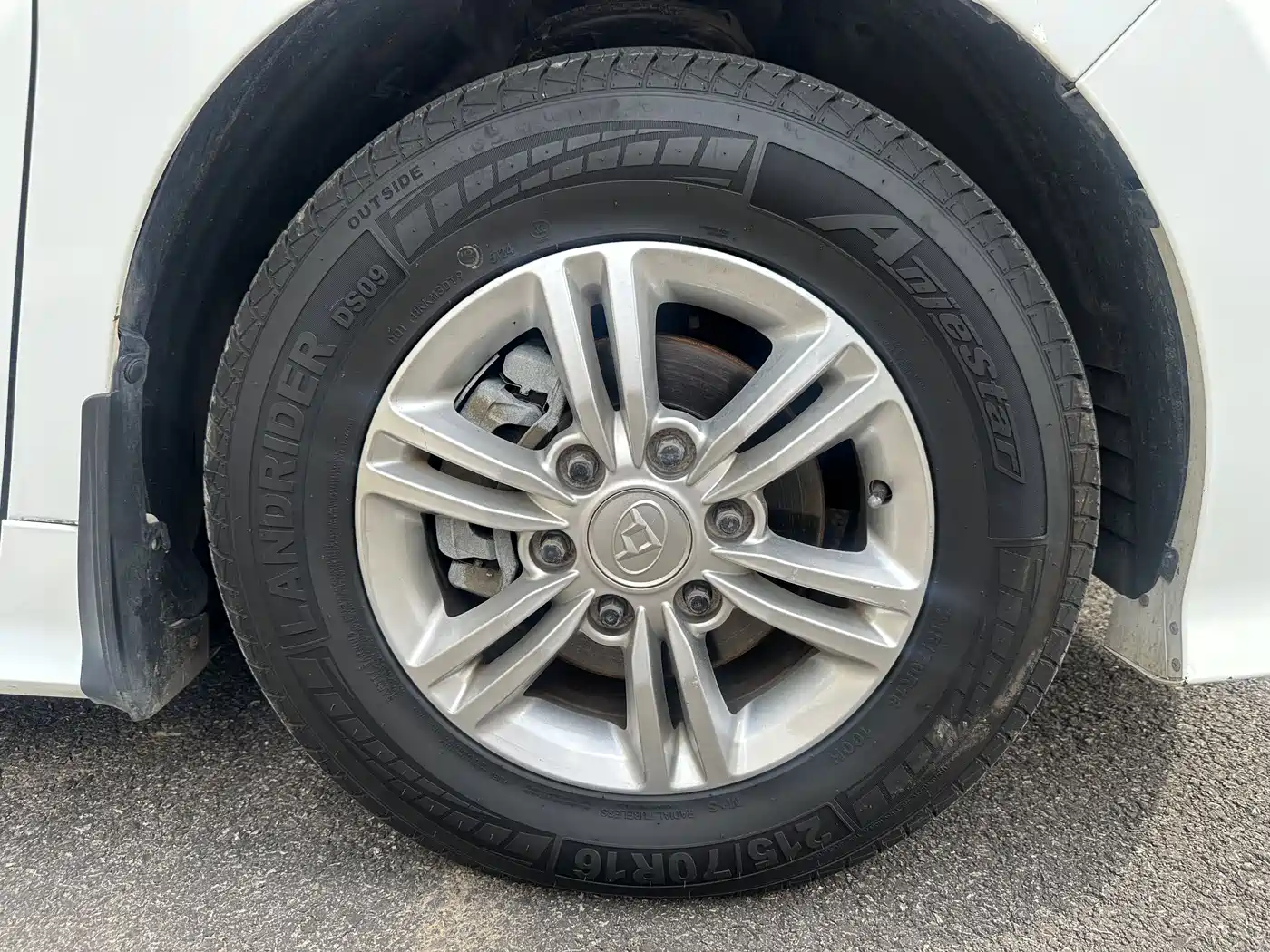 SAIC Maxus Maxus G10 2018 PLUS 1.9T Automatic Luxury Edition Diesel фото 21