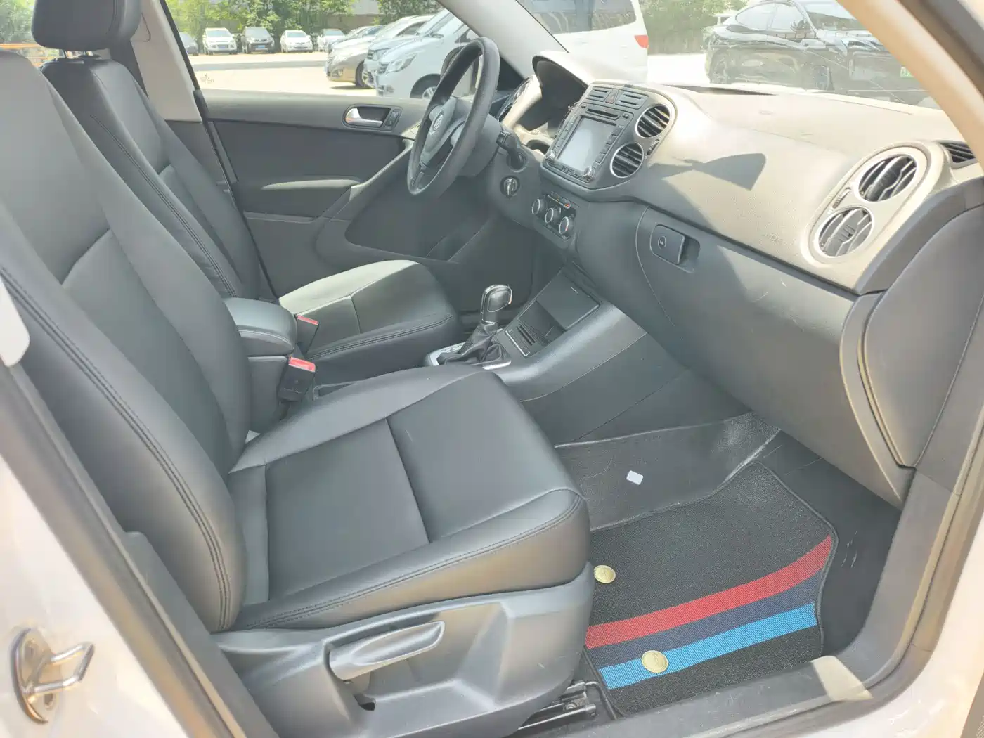 Volkswagen Tiguan 2012 1.8TSI Automatic 2WD Trend Edition фото 8