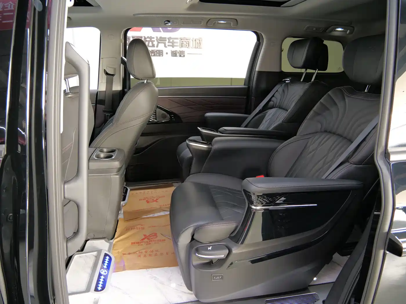 GAC Trumpchi Trumpchi M8 2024 Master Series 400T Premium Edition фото 12
