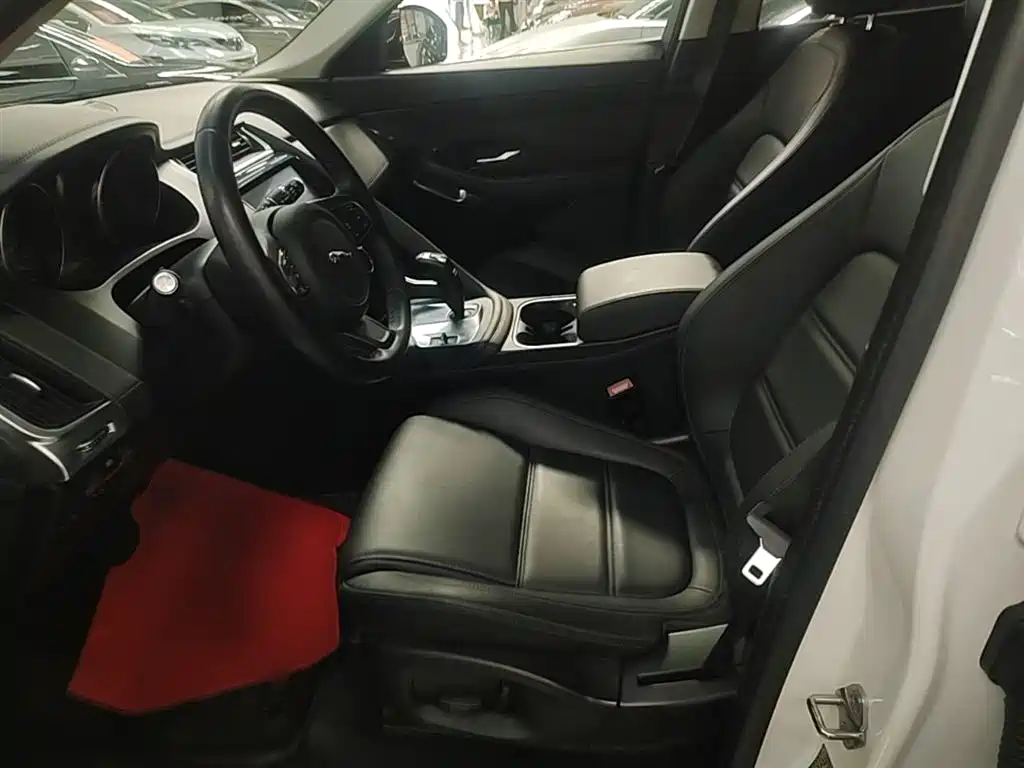 JAGUAR E-PACE