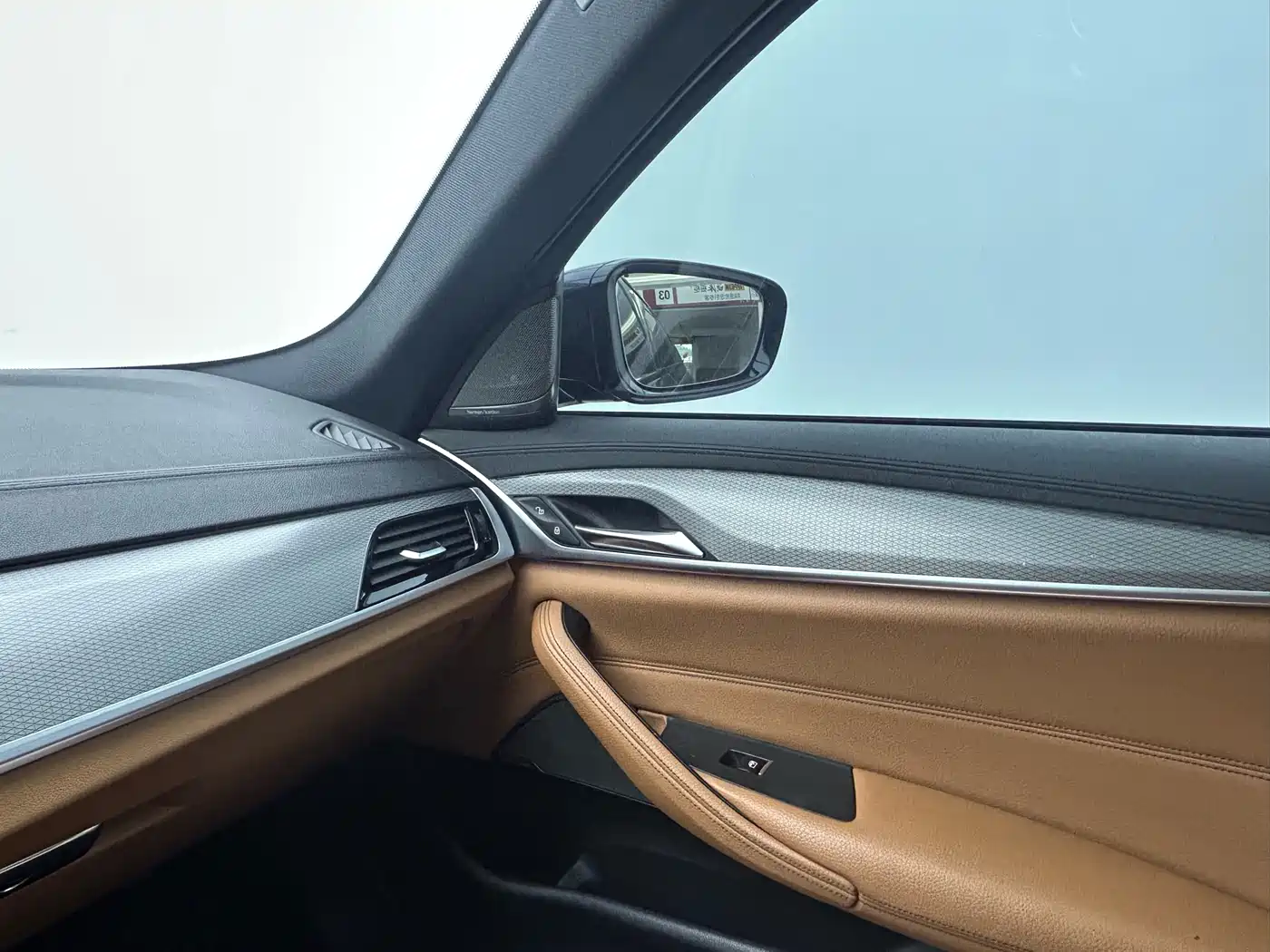 BMW 5 Series (Import) 2019 525i M Sport Package фото 21