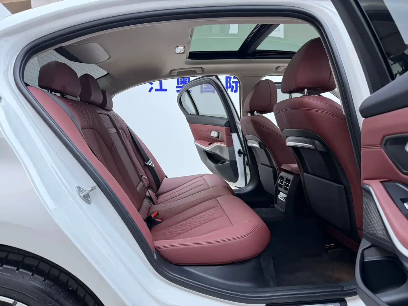 BMW 3 Series 2022 Facelift 320Li M Sport Package фото 18