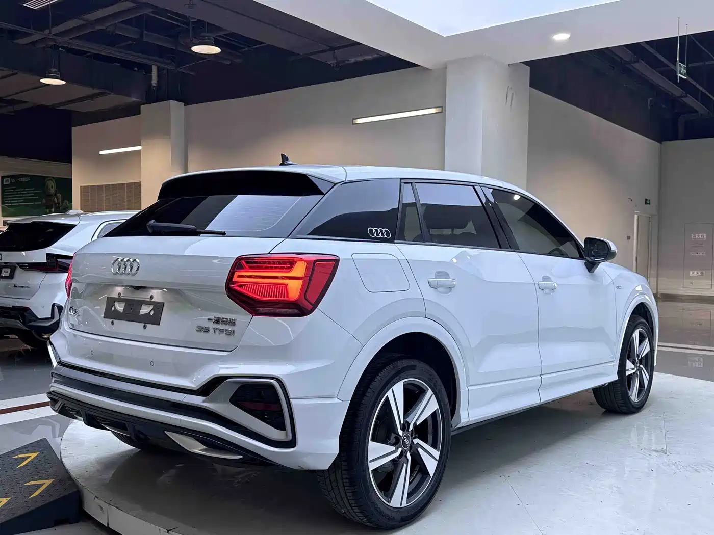 Audi Q2L 2022 35 TFSI Luxury Dynamic фото 2