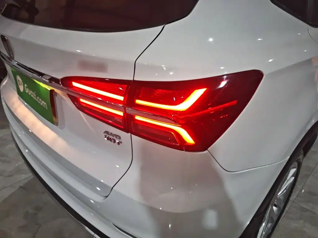Roewe RX5 2016 2016 30T 4WD Automatic Internet Premium Edition