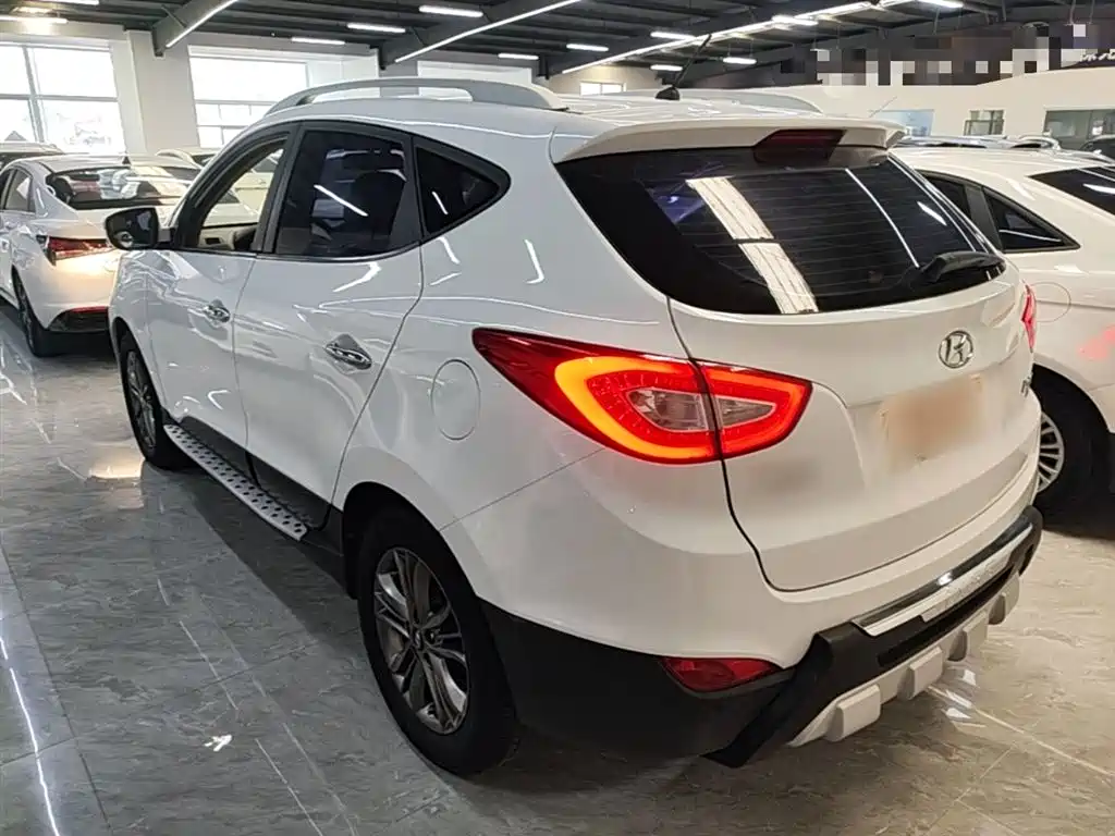 Hyundai Beijing Hyundai ix35 2015 2.0L Automatic 2WD Smart Type China IV фото 5
