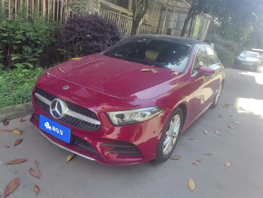 Mercedes-Benz A-Class 2021 A 200 L Sport Sedan Fashion Edition