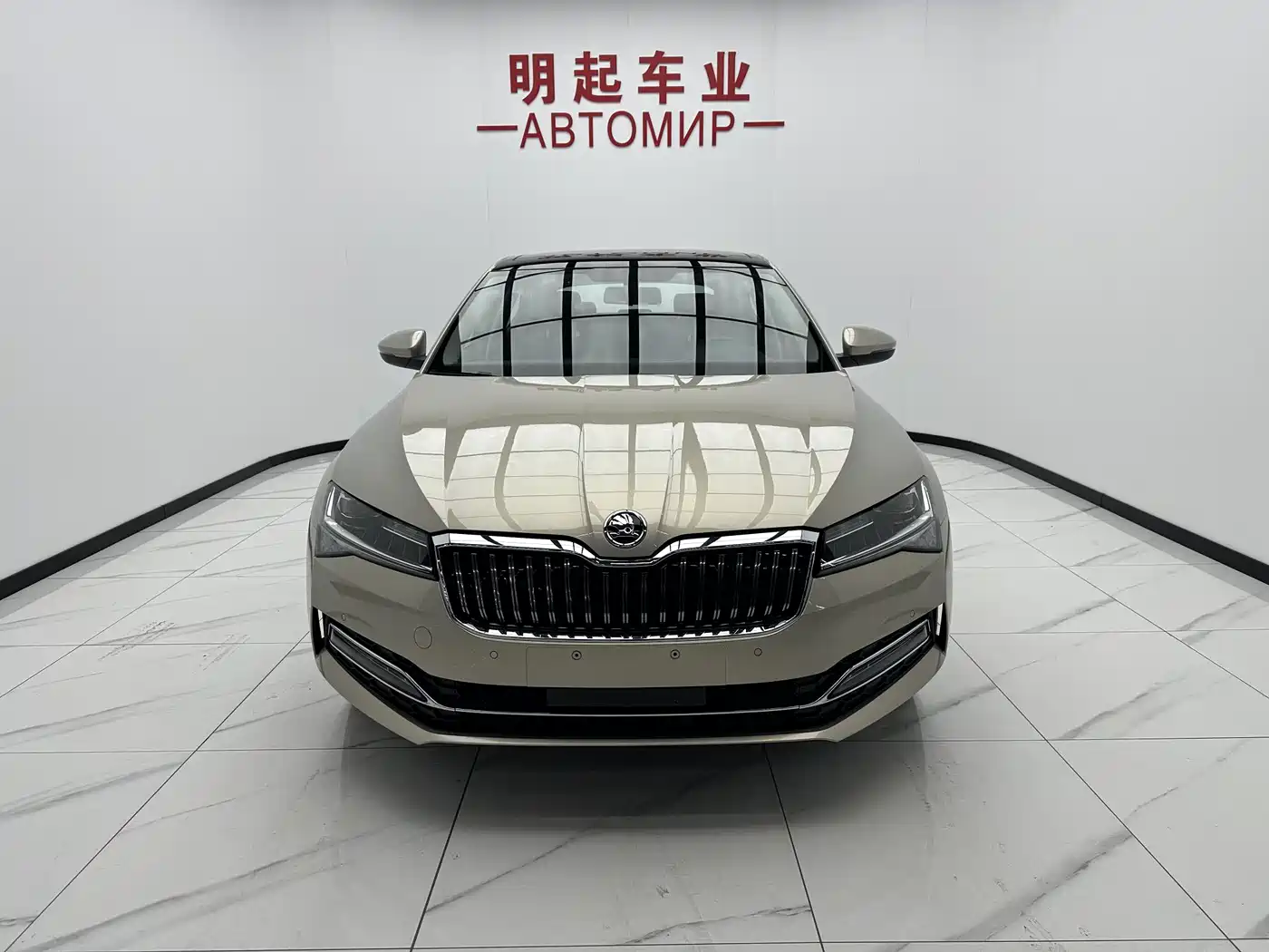 Škoda Superb 2022 TSI280 DSG Premium Edition фото 2