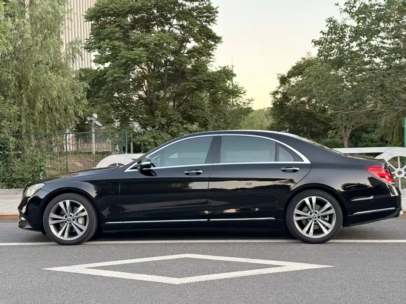 Mercedes-Benz S-Class 2019 S 350 L Luxury фото 6