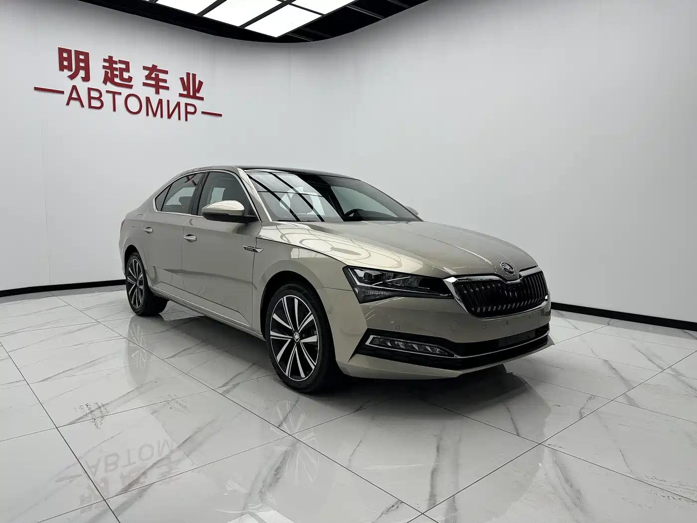 Škoda Superb 2022 TSI280 DSG Premium Edition фото 3