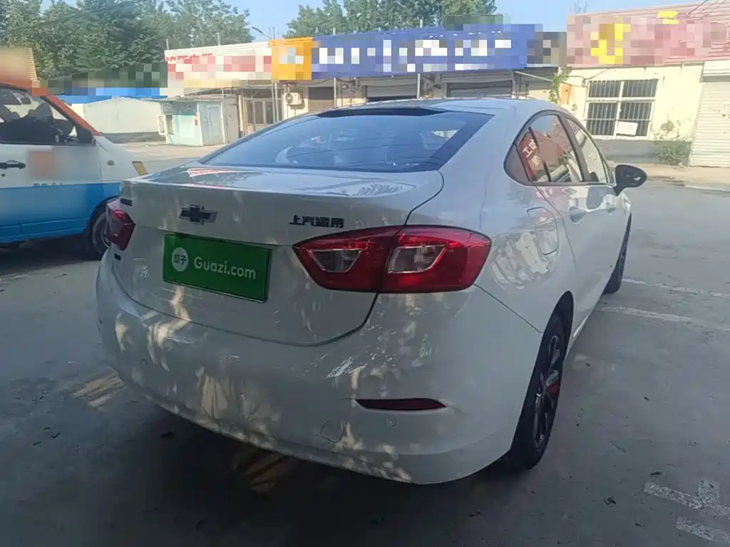 Chevrolet Cruze 2019 2018 Redline 320 Automatic Pioneer Edition