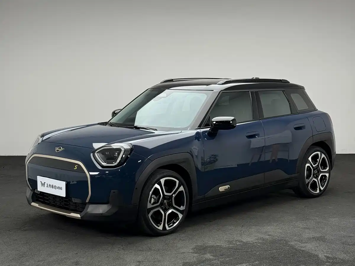 Фото 8 - MINI Aceman