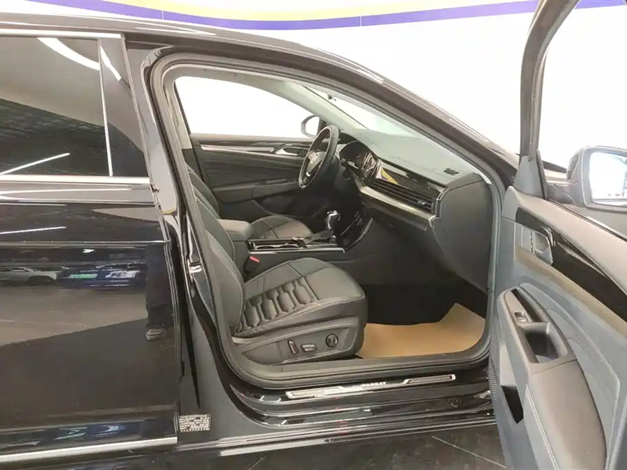 Volkswagen Passat 2020 330TSI Elite Edition China VI фото 8