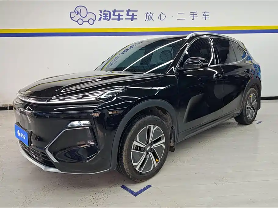 Geely Galaxy Galaxy Starship 7 EM-i 2025 Model 120km Explorer+ Edition