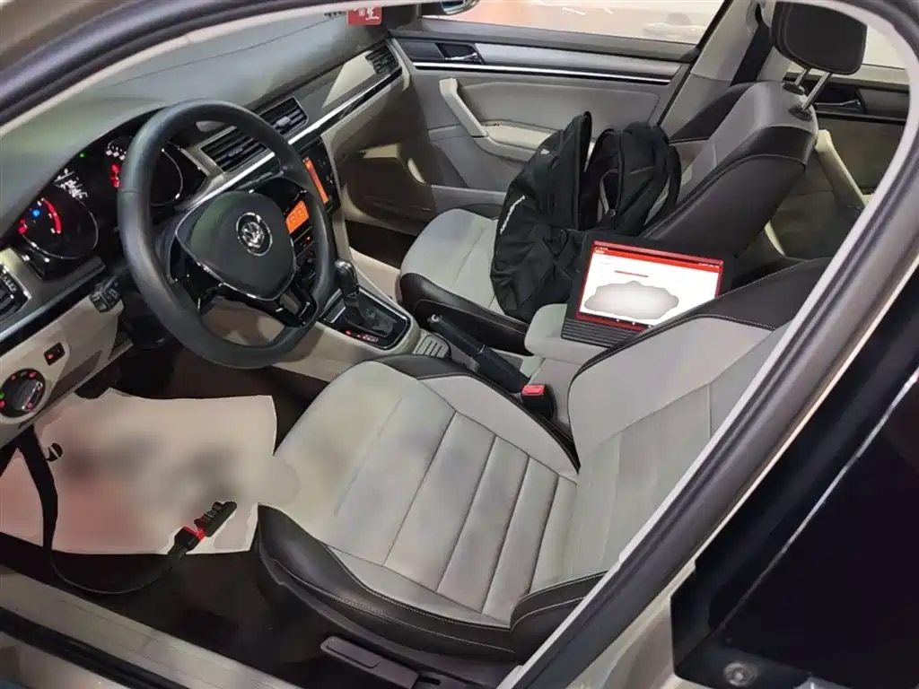 Volkswagen Bora 2016 Model 1.6L Automatic Comfort фото 15