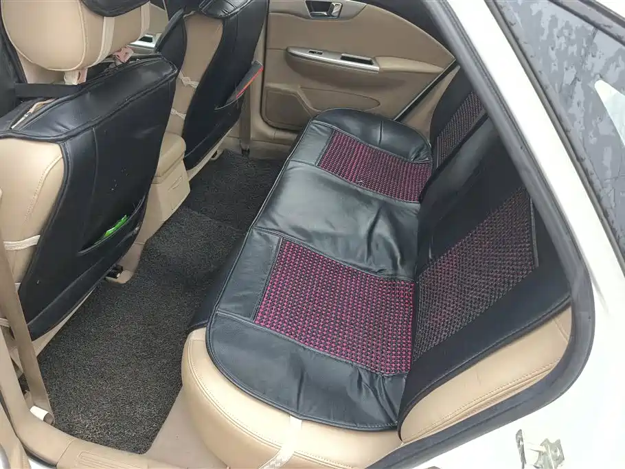 Buick Excelle 2013 1.5L Manual Classic Edition фото 11