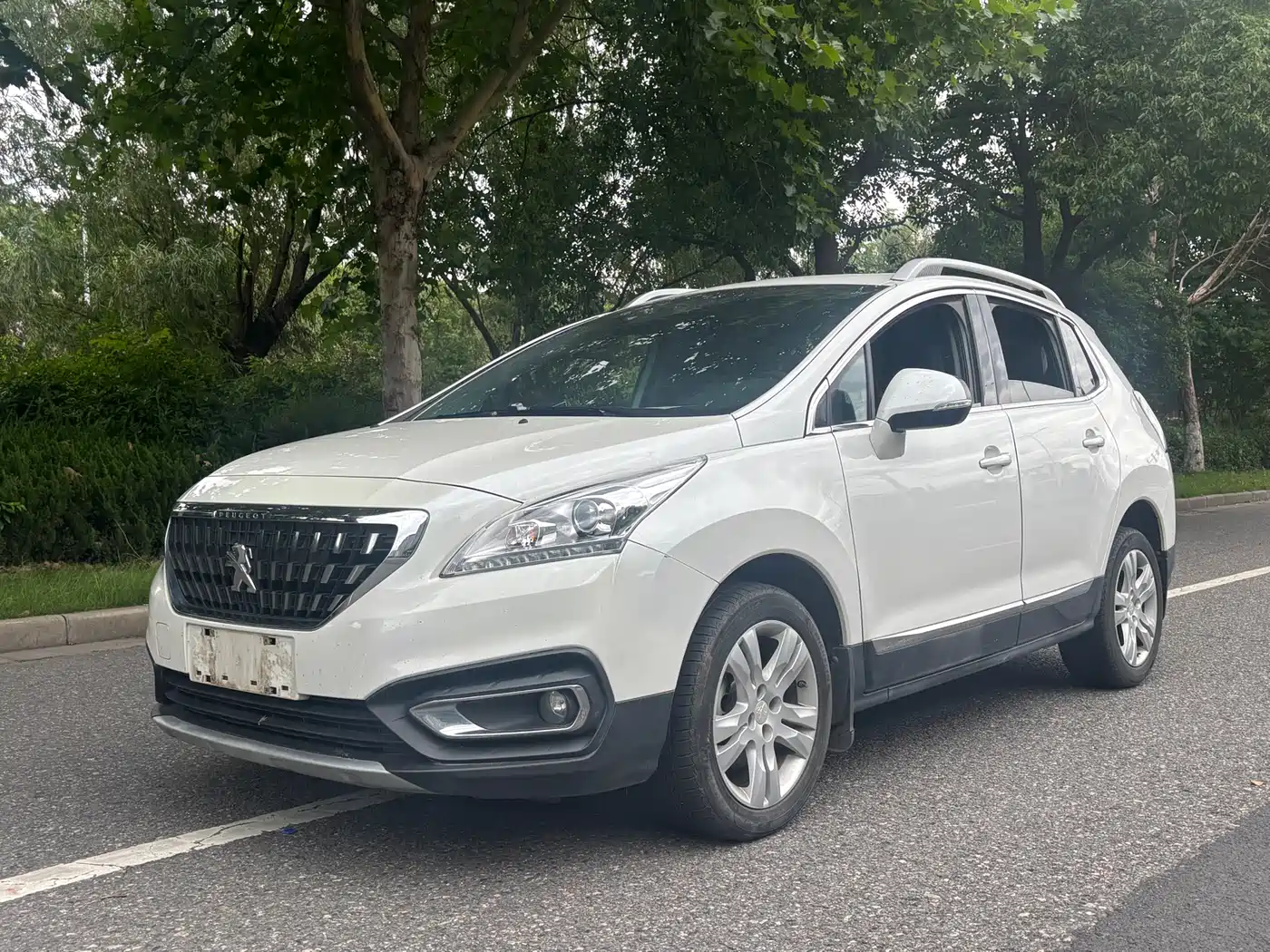 Peugeot 3008 2017 2016 2.0L Automatic Classic Edition