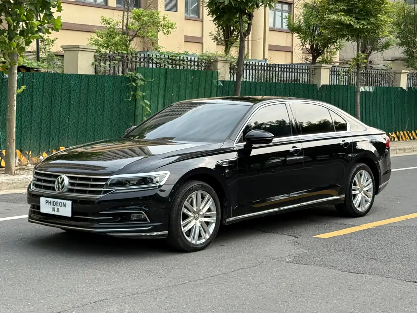 Volkswagen Phideon
