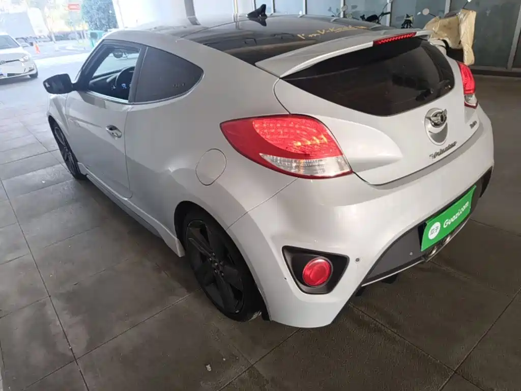 Hyundai Veloster 2015 2012 1.6T Automatic Luxury