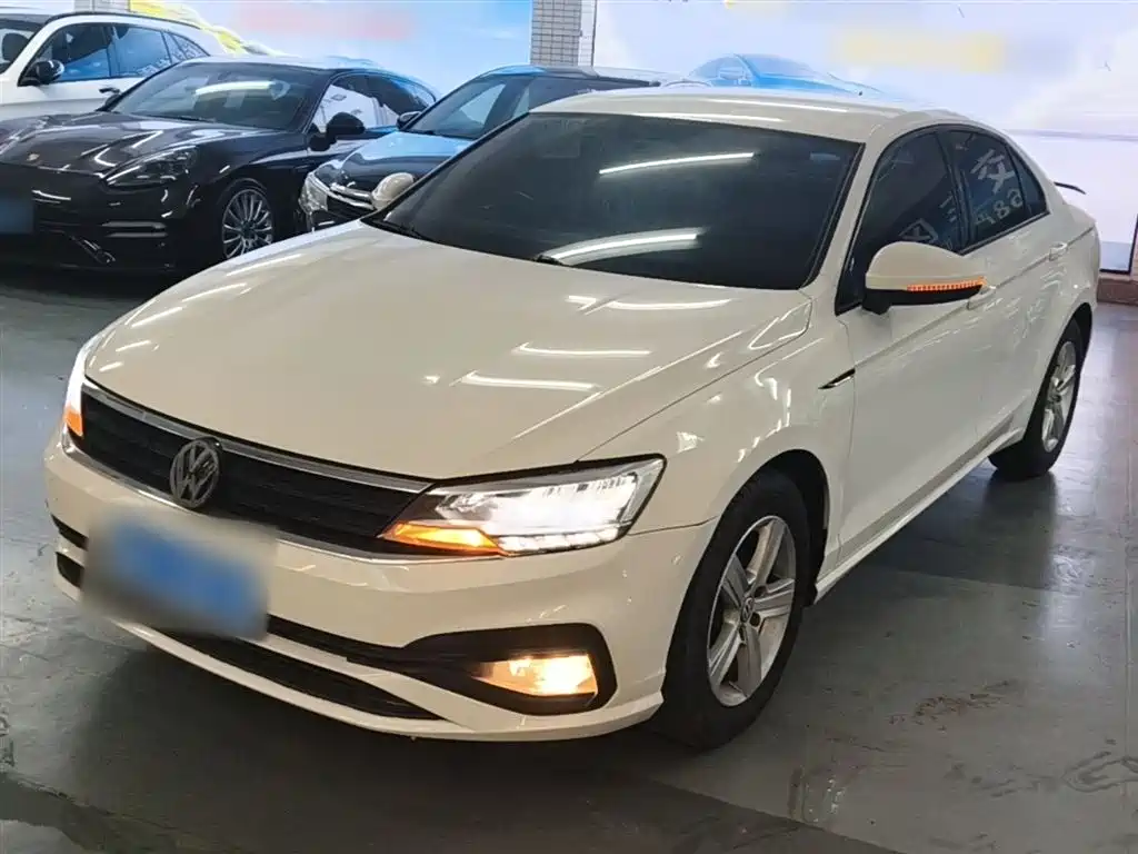 Volkswagen Lamando 2019 230TSI DSG Fashion Edition China VI фото 2