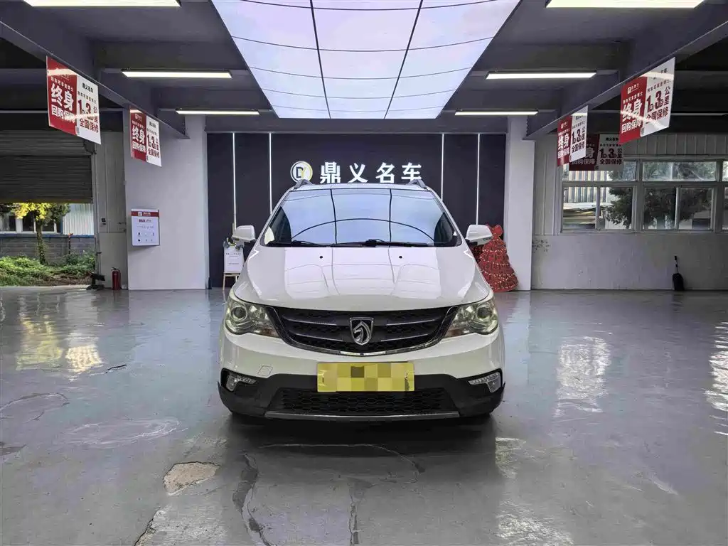 Фото 2 - Baojun 730